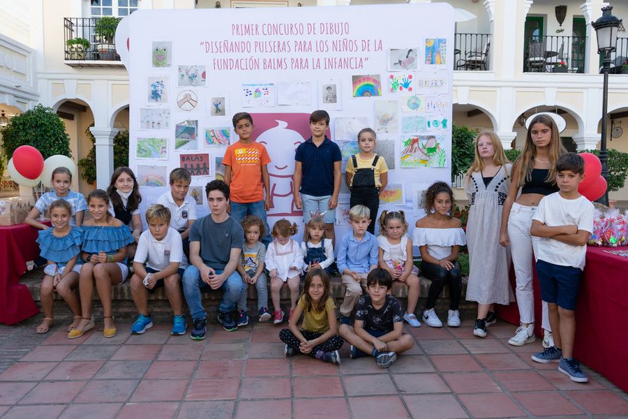 FIESTA ENTREGA DE DIPLOMAS DEL PRIMER CONCURSO DE DIBUJO: "DISEÑANDO PULSERAS PARA LOS NIÑOS DE LA FUNDACIÓN BALMS PARA LA INFANCIA".